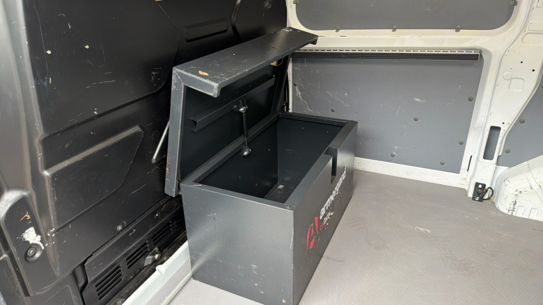 Ford Transit Custom 300 L1 Diesel Fwd 2.0 EcoBlue 130ps High Roof Leader Van